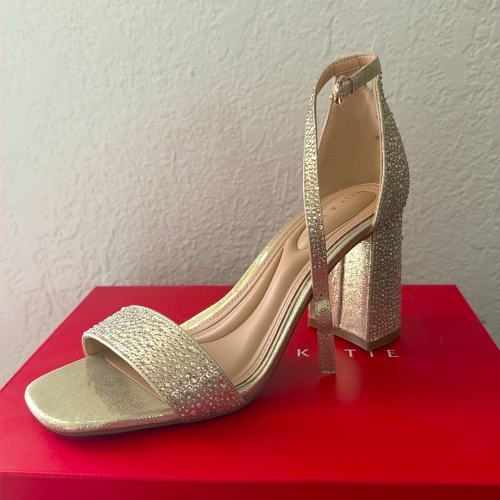 Kelly & Katie Gold Heels